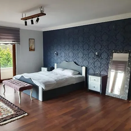 Uzunkum Villa *